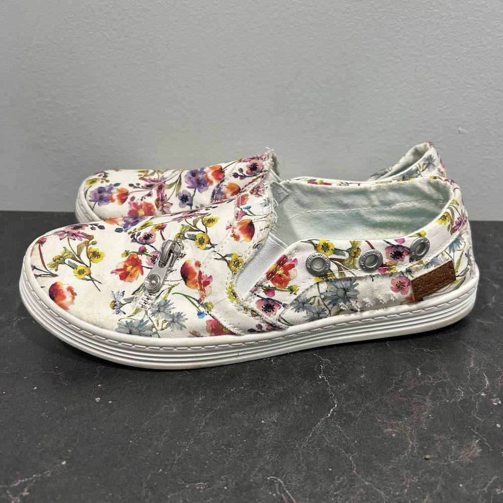 Blowfish Malibu  Floral Canvas Sneakers Women's Size 6 * Measures 8" Slip On